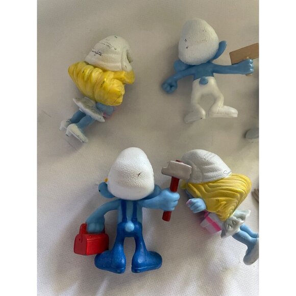 Set Of 6 Smurfs Figurines With Accessories Vinyl Collectibles - Picture 8 of 13